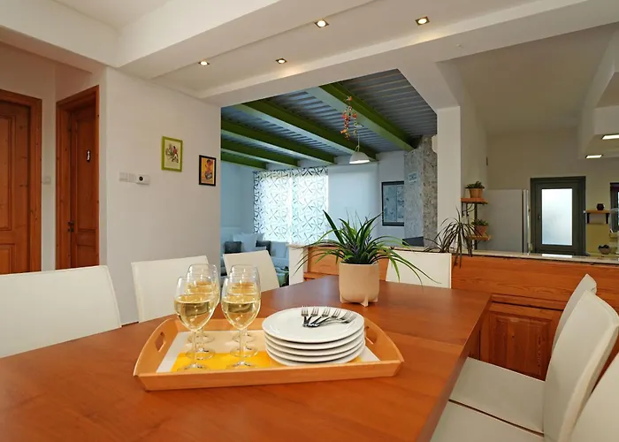 Sea Horizon فيلة